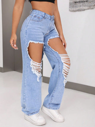 Distressed Jeans with Pockets Divacious