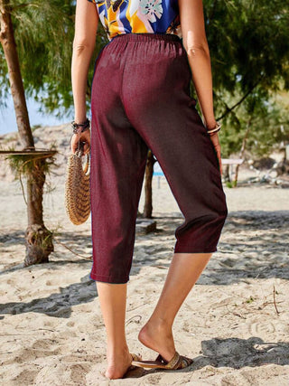 Pocketed Elastic Waist Capris Divacious