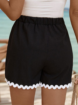 Contrast Trim Tied Shorts with Pockets Divacious