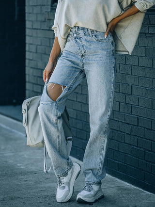 Distressed Asymmetric Waist Jeans Divacious