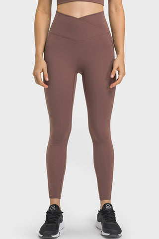 Millennia V-Waist Yoga Leggings with Pockets Trendsi