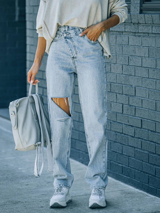 Distressed Asymmetric Waist Jeans Divacious